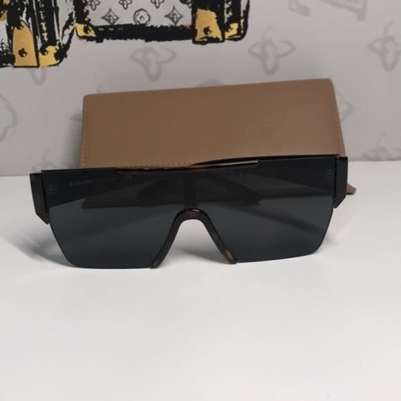 New Authentic Burberry B-4291 Shield Sunglasses – Dark Havana / Dark Grey, Unise - Picture 5 of 13